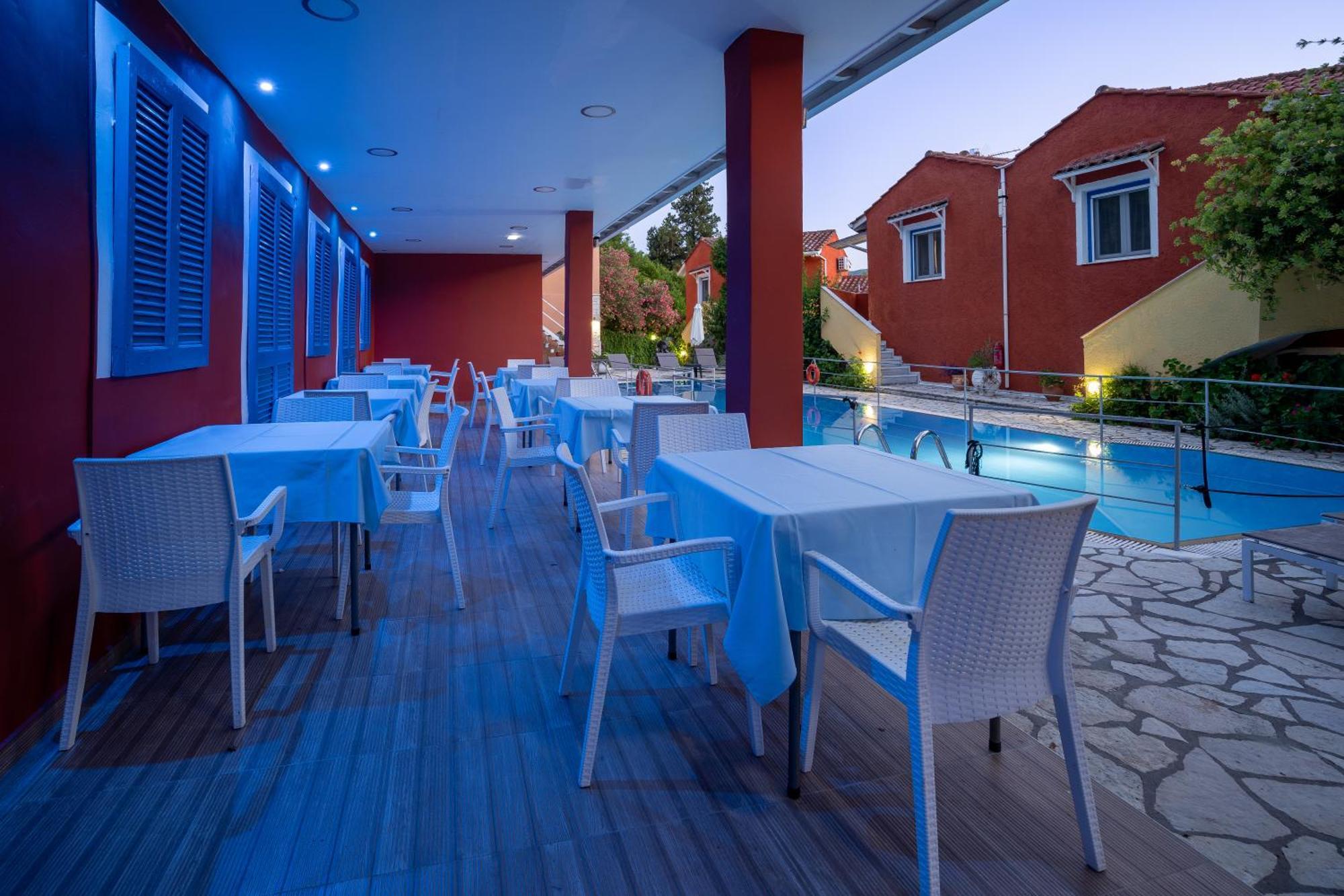 Vliho Bay Boutique Hotel Yénion Buitenkant foto
