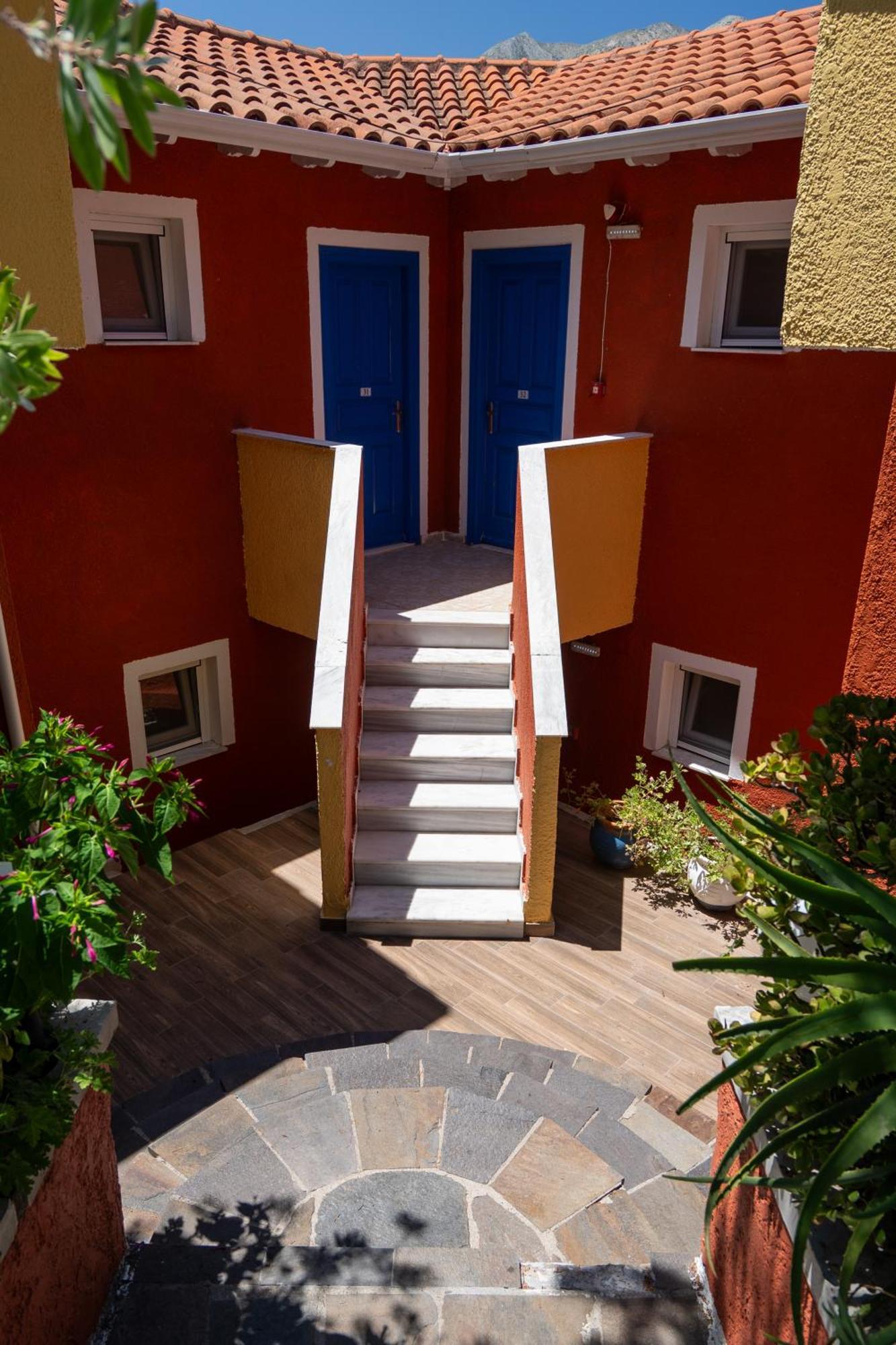Vliho Bay Boutique Hotel Yénion Buitenkant foto